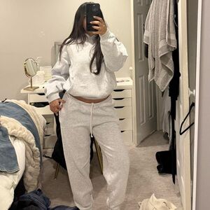 Cozy Gray Sweatshirt and Sweatpants Set